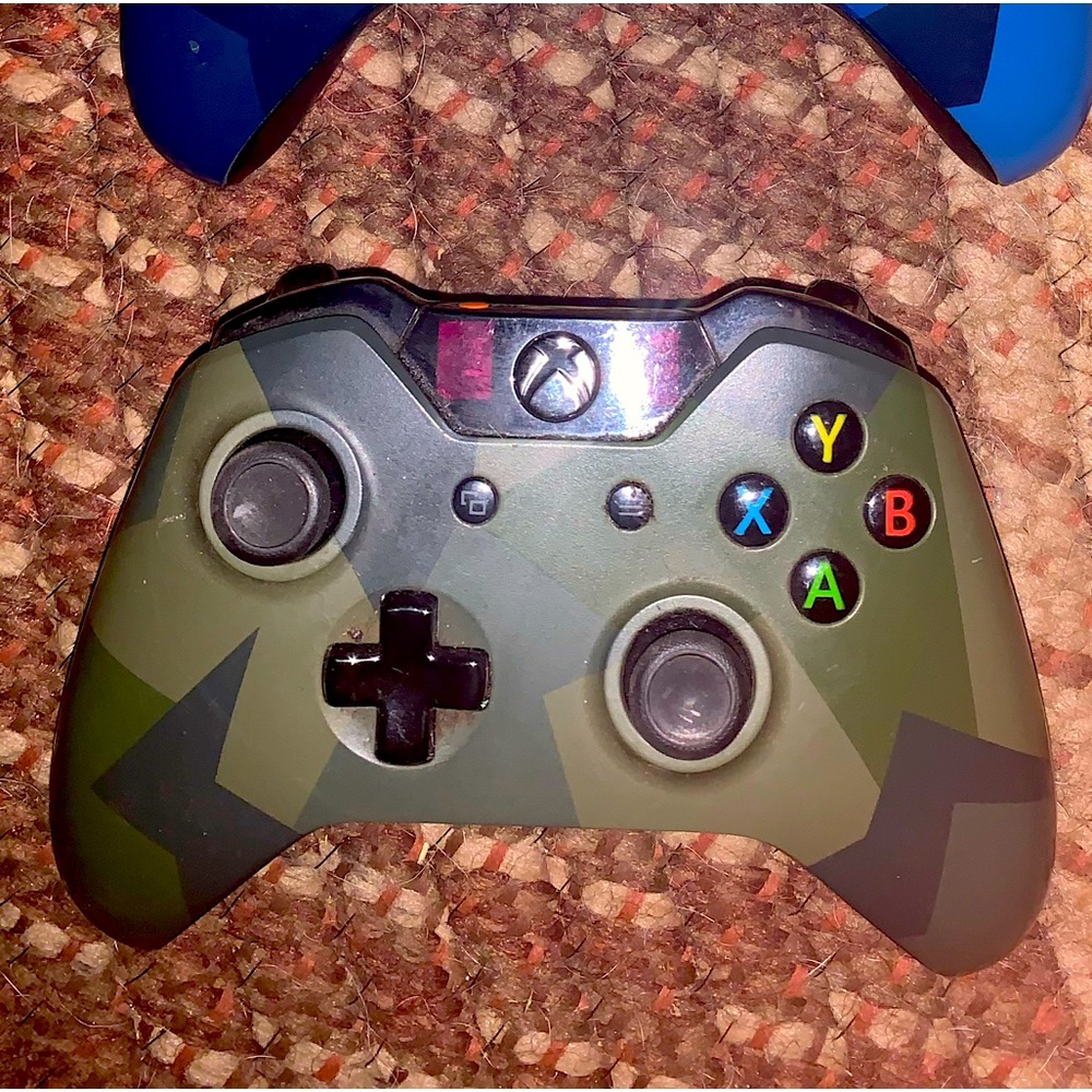 Xbox One Wireless Controller Armed Forces II (Special Edition)